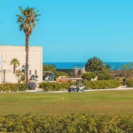 Masseria Messapia Wine & Salento Resort *